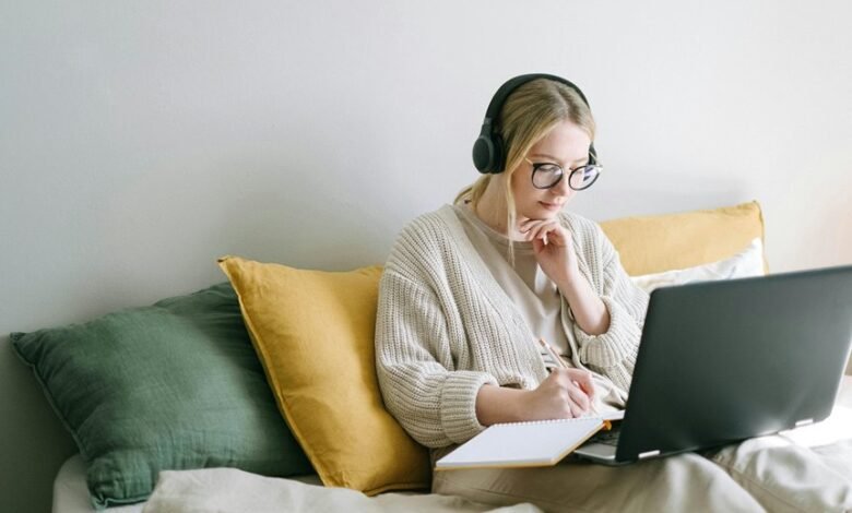 building a thriving online business